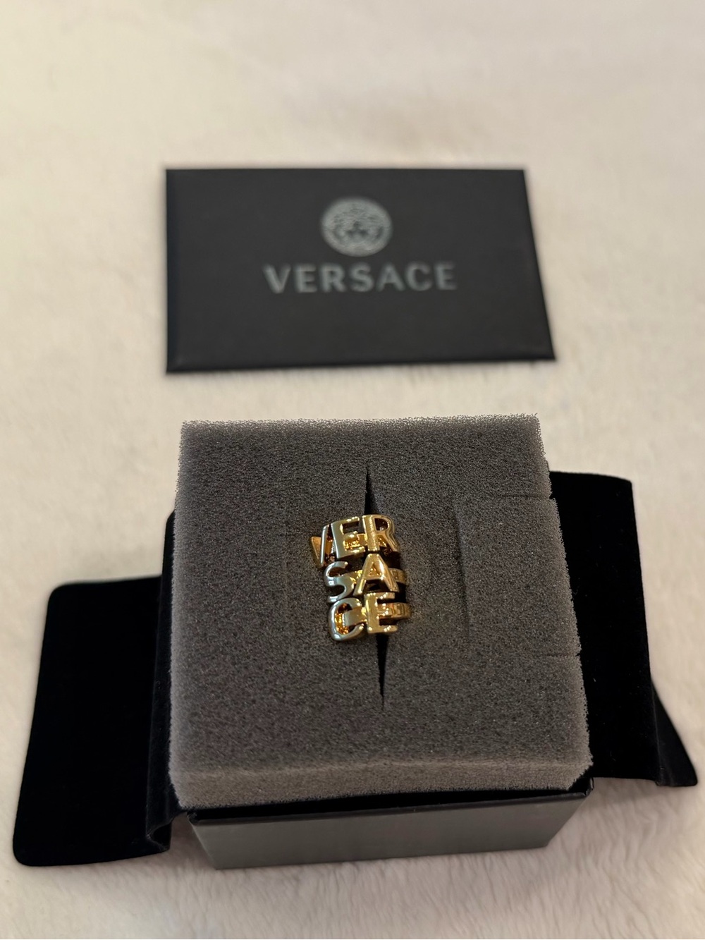 VERSACE | Single Cuff Earring - Picture 7 of 9